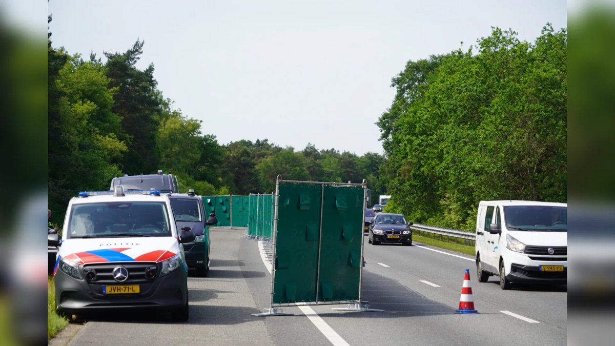 Overleden persoon aangetroffen nabij A28 bij Wezep